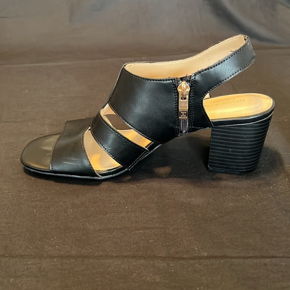 Liz Claiborne Bowen Heeled Sandals - Picture 2 of 12